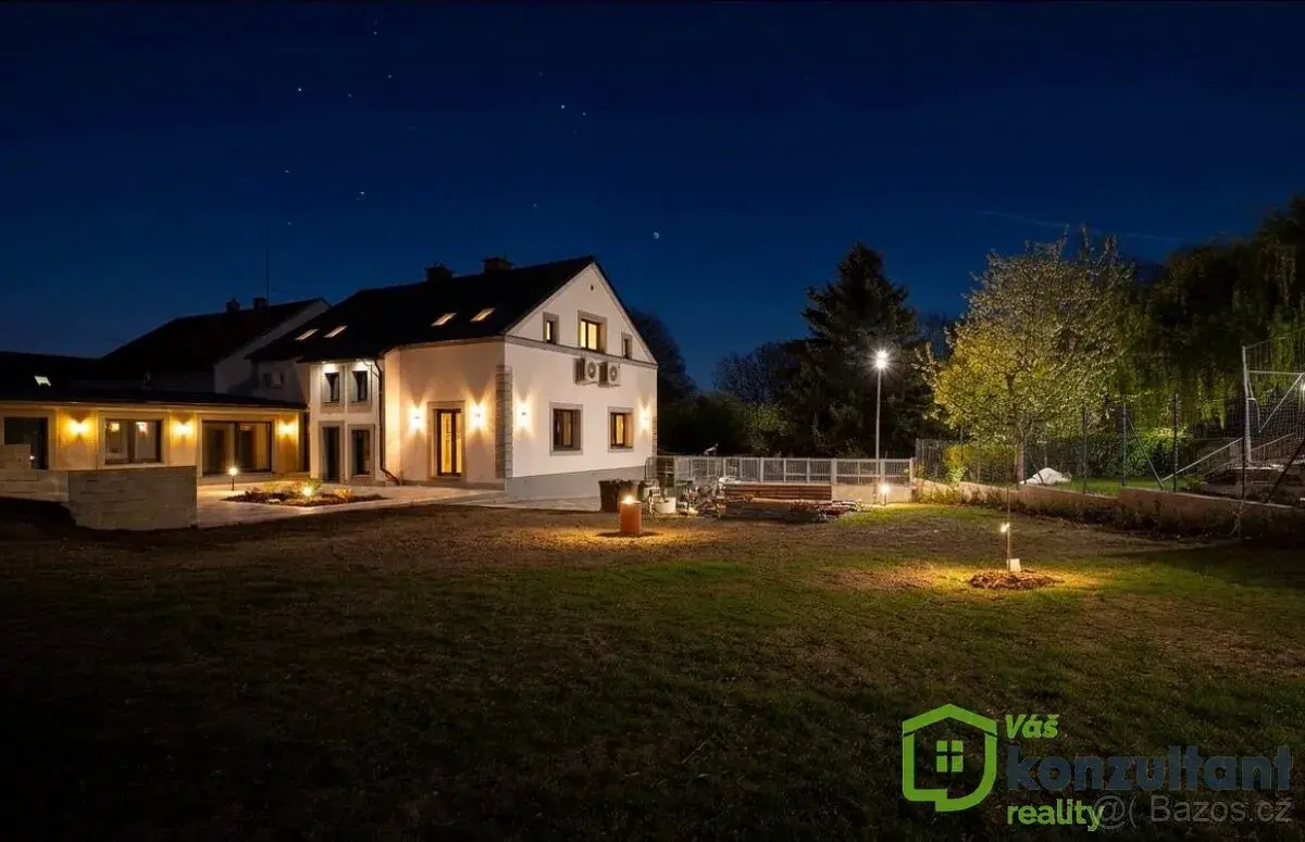 Prodej rodinného domu 277 m² po kompletní rekonstrukci, Osek