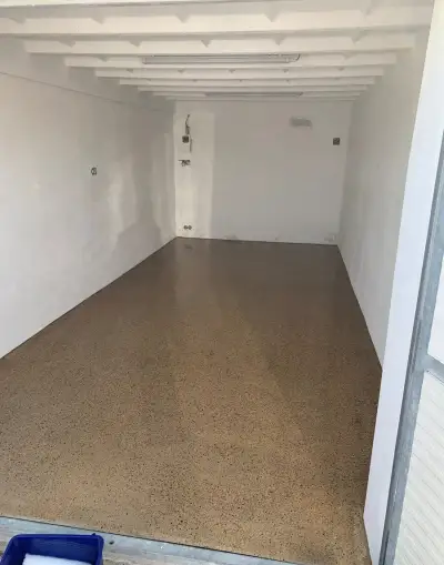 Garáž Hrochův Týnec 18m2, včetně střežení PCO
