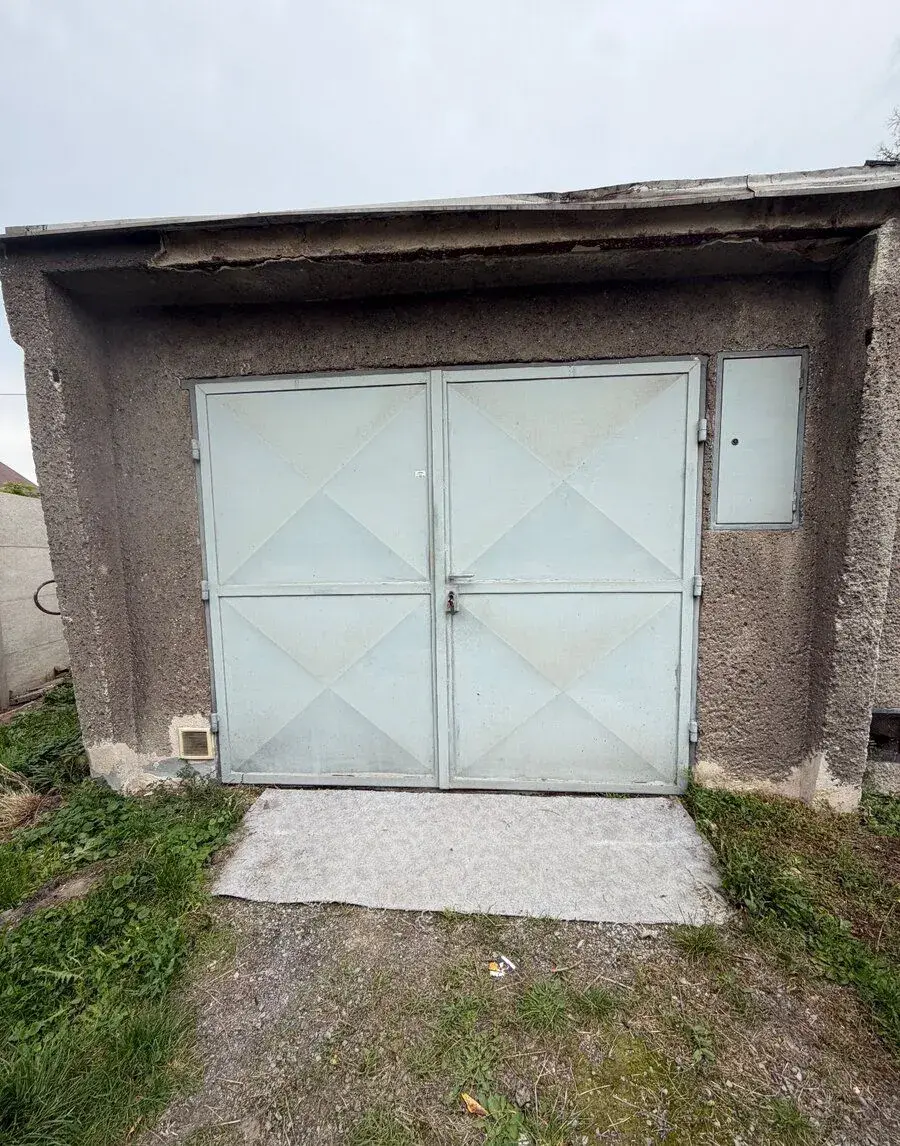 Garáž 20 m² – Třinec, Erbenova