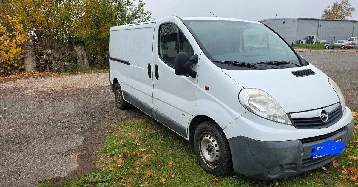 Opel Vivaro – 2006, 250 000 km