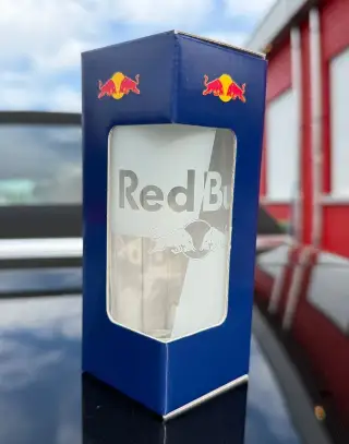 RedBull sklenička