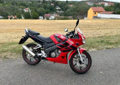 Honda CBR 125R | 2006, PLNĚ FUNKČNÍ, STK 09/2028