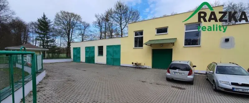 Garáž / skladové prostory (33 m2) Tachov -.
