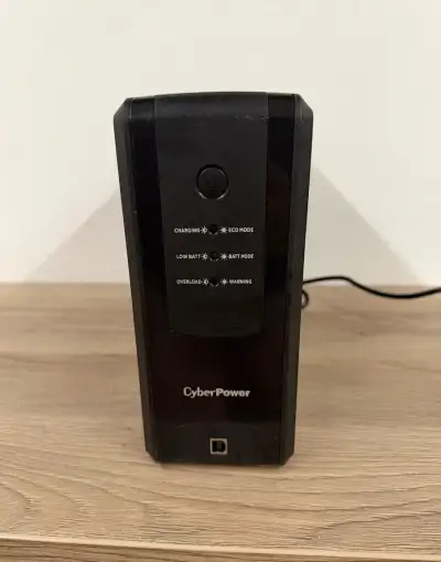 Cyberpower záložní zdroj UPS UT1050EG