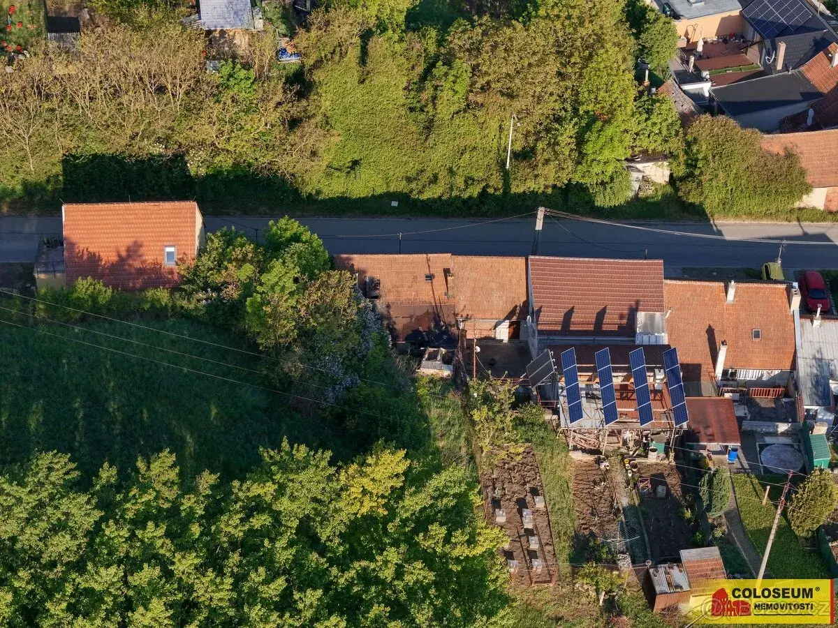 Rousínov u Vyškova, pozemek pro bydlení, 133 m2, rodinný dům
