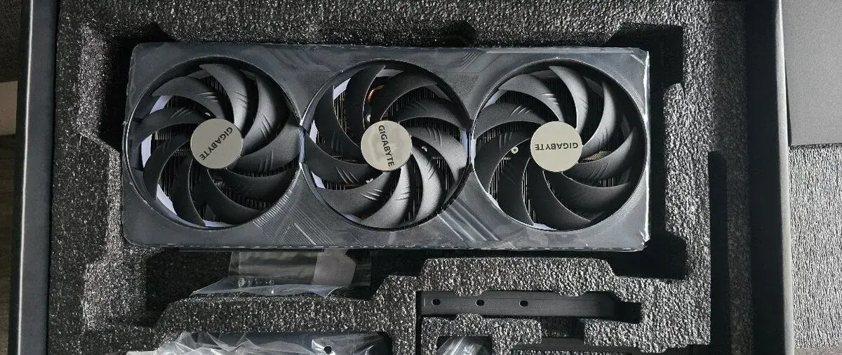 Gigabyte RTX 4090 GAMING OC 24GB