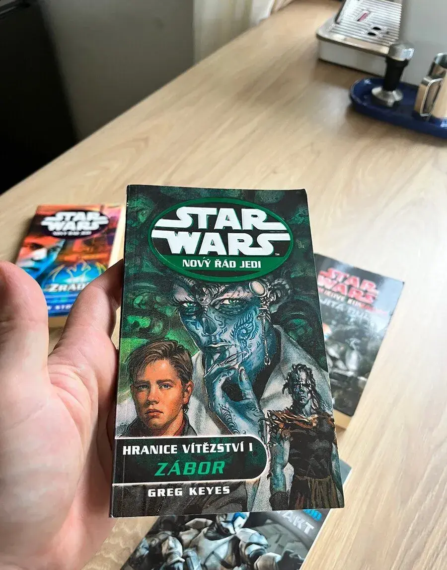 Star Wars - Zábor, Přerod a Zrádce
