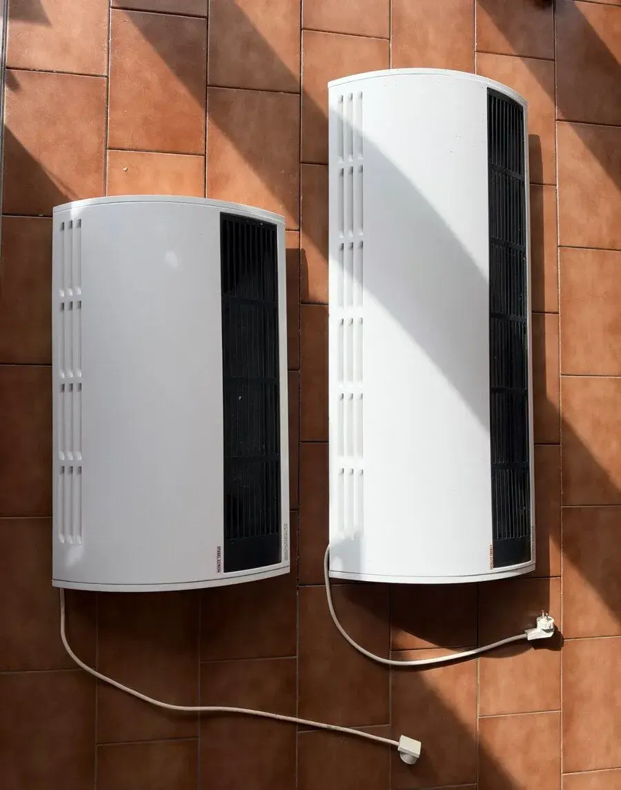 Nástěnné přímotopy Stiebel Eltron CON 20 S a CON 30 S