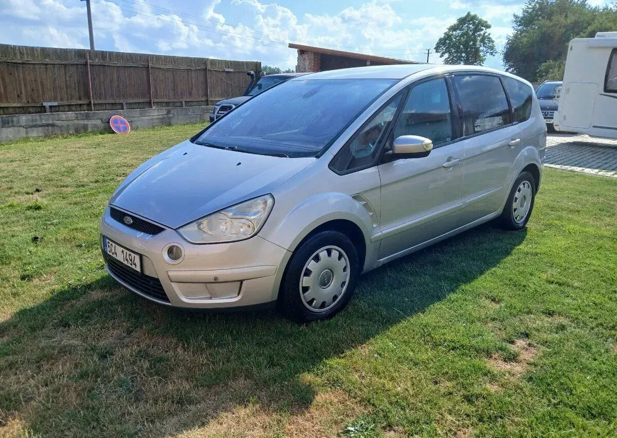 Ford S – 2008, 260 000 km