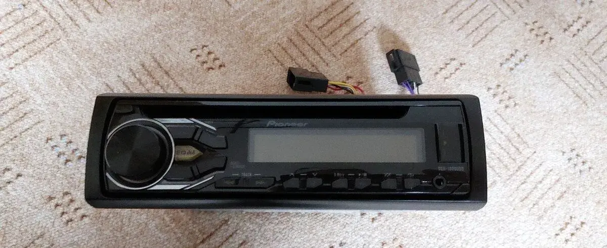 Autorádio PIONEER DEH-1800UB