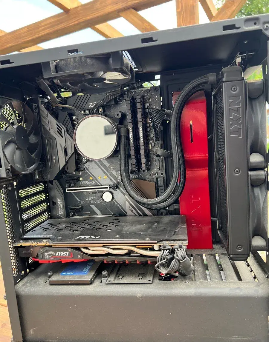 🎮 Herní PC – i5-8600K / GTX 1080 8GB / 16GB RAM / NZXT