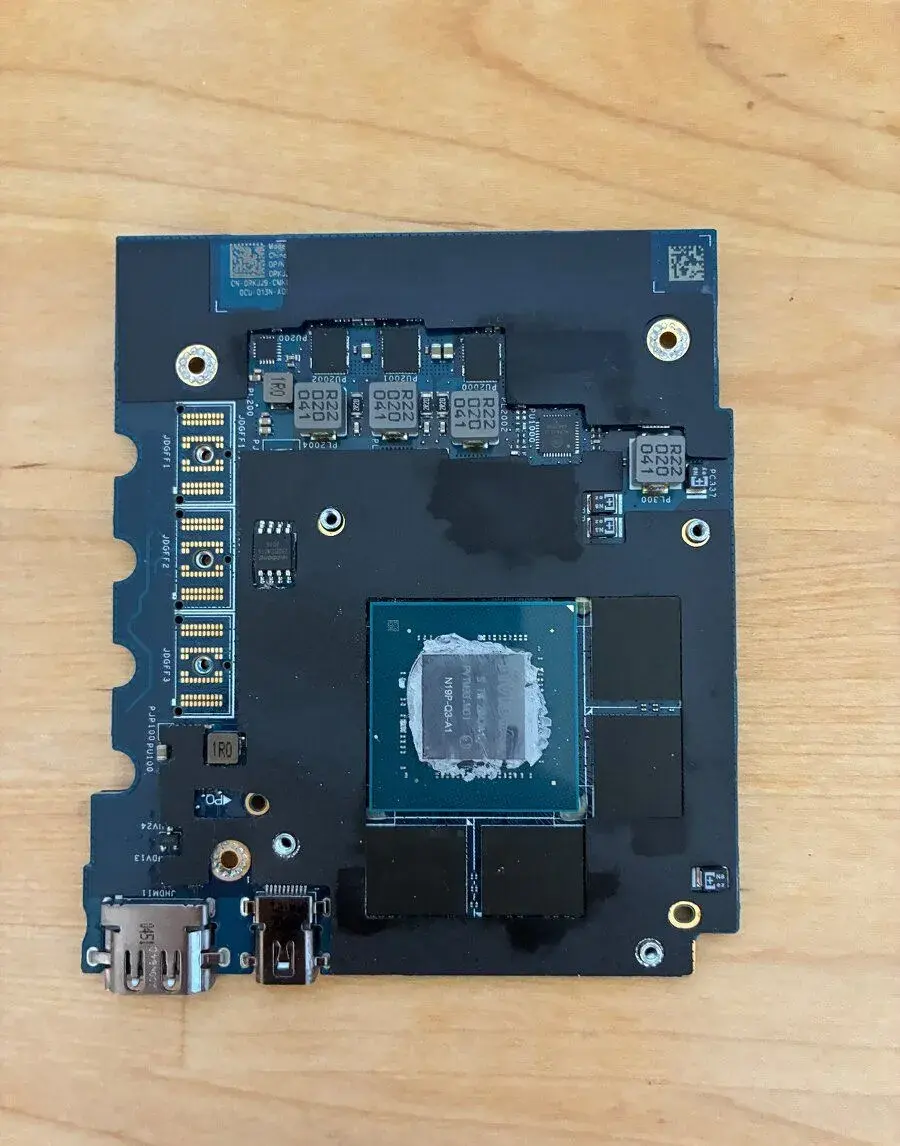 nVidia T2000 4GB pro Dell Precision 7550