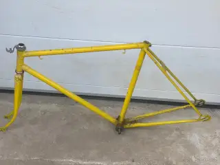 Favorit rám žlutý