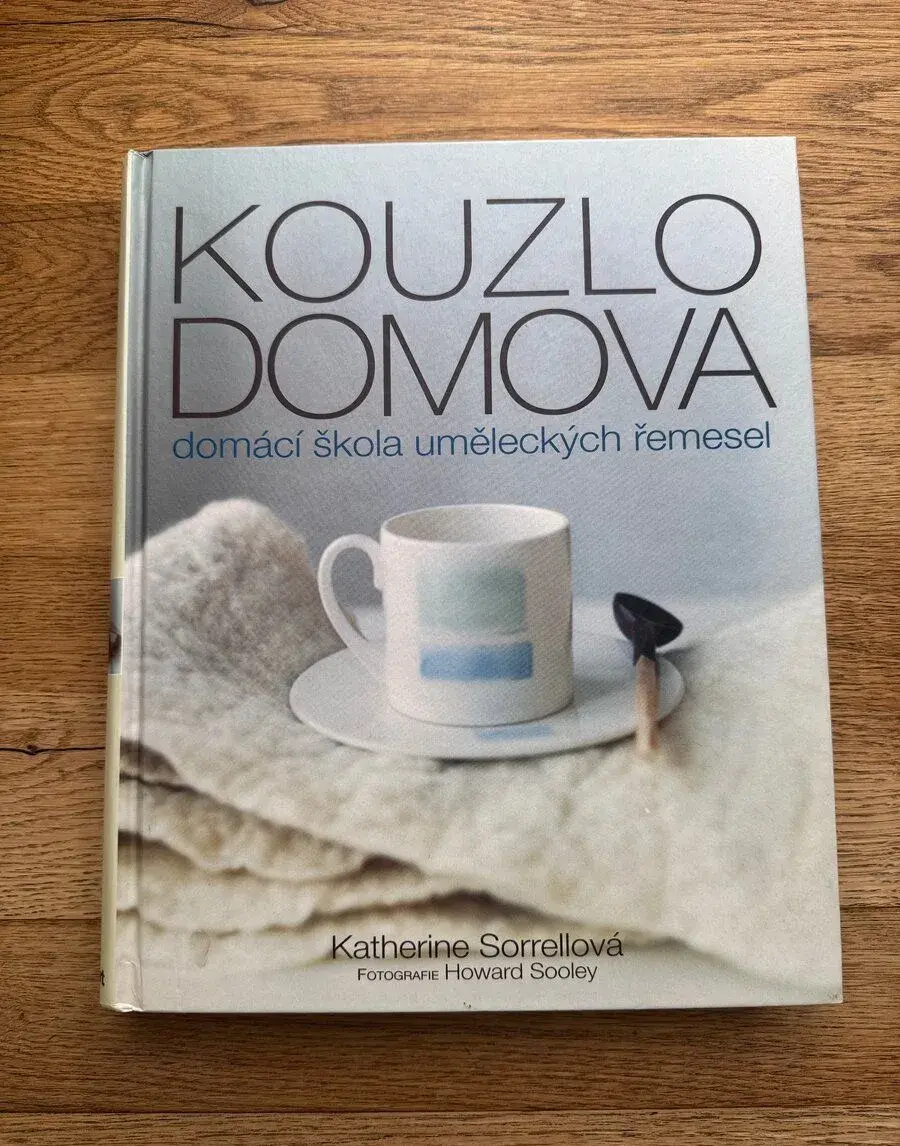 Kniha - Kouzlo domova