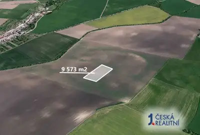 Pole 9 573 m², Podíl 13 % o výměře 1 197 m²