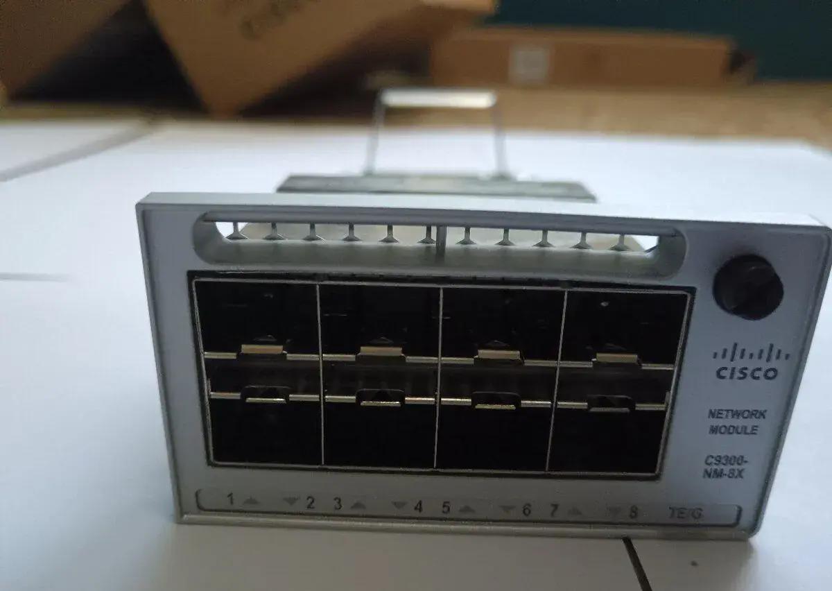 Cisco Catalyst C9300-NM-8X (8x 10G SFP+ Uplink)