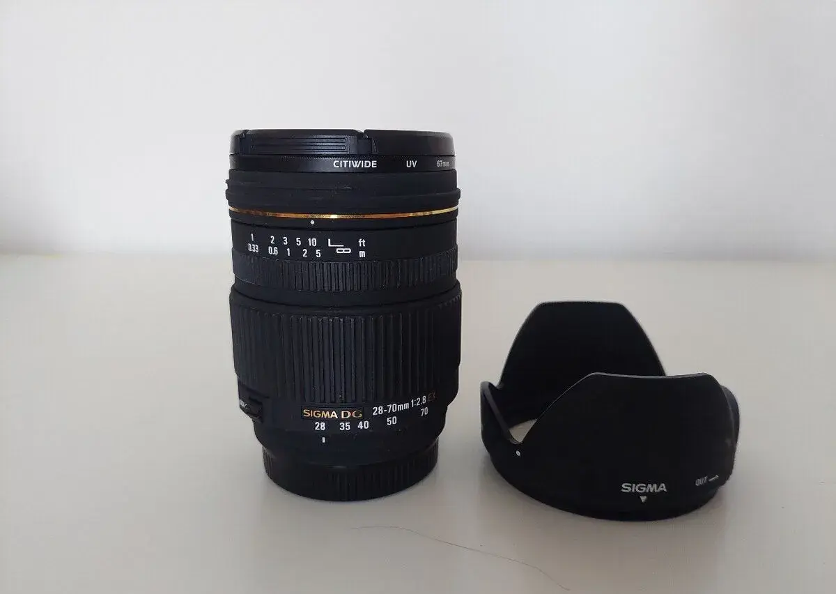 Sigma DG 28-70mm / 2.8 EX