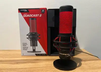 HyperX QuadCast USB mikrofon, funkční, stojan, krabice