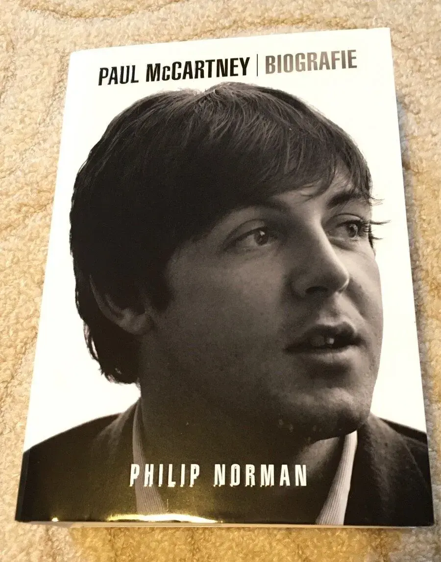 Kniha pro volný čas: Paul McCartney “Biografie” - NOVÁ