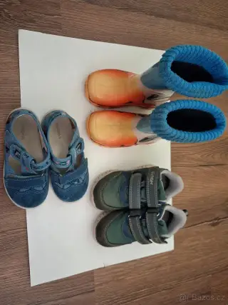 Sada chlapecké obuvi vel. 23