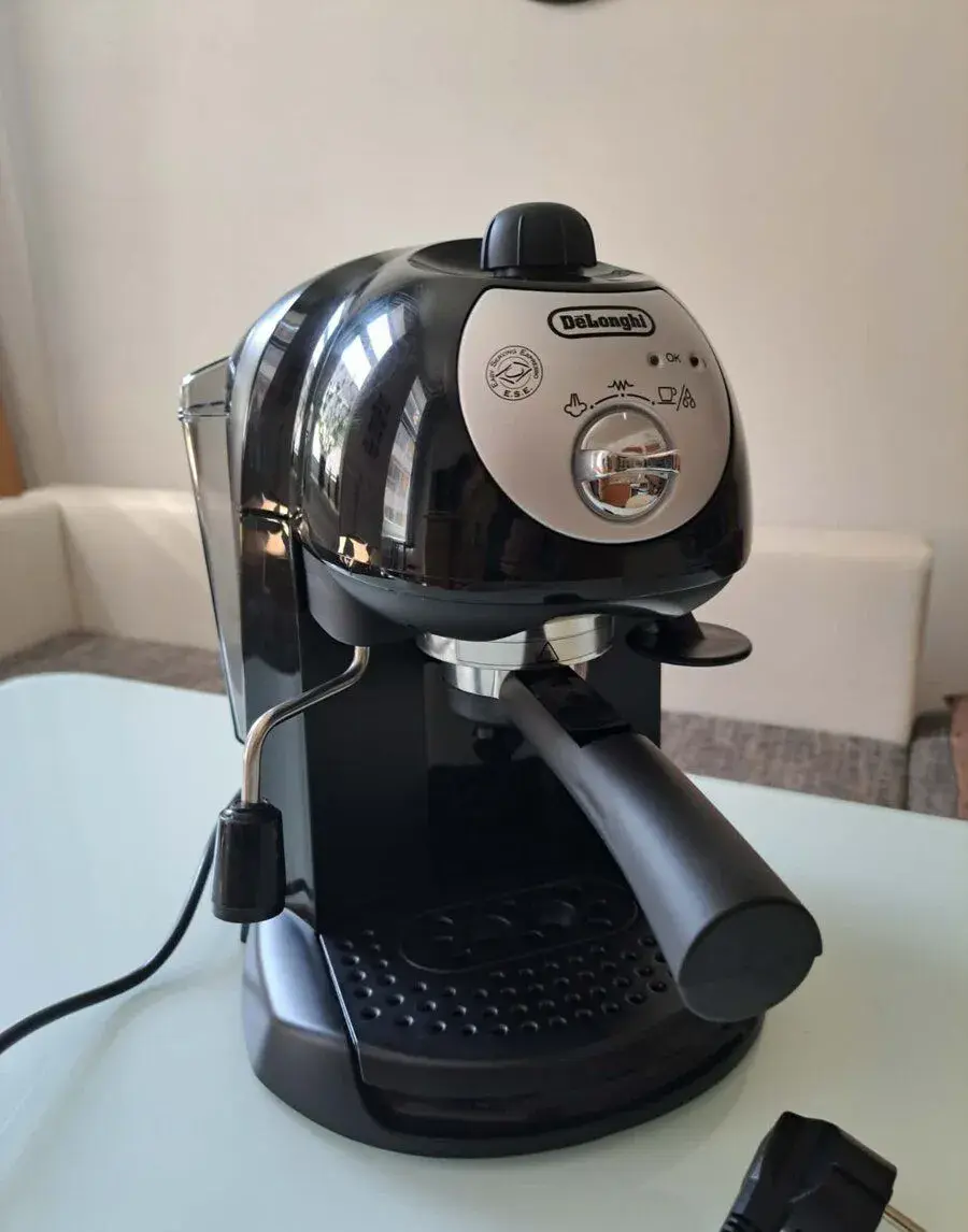 Kávovar DeLonghi