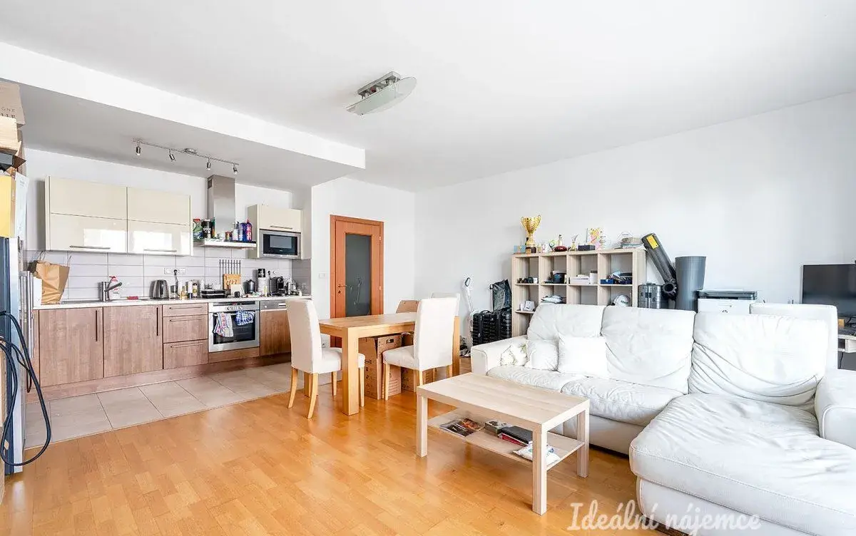 Pronájem bytu 2+kk, Heinemannova, Dejvice, 56 m2