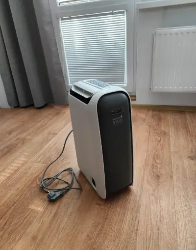 Odvlhčovač vzduchu DeLonghi