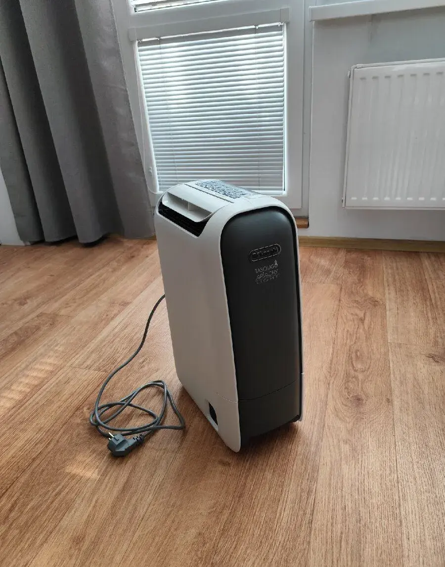 Odvlhčovač vzduchu DeLonghi