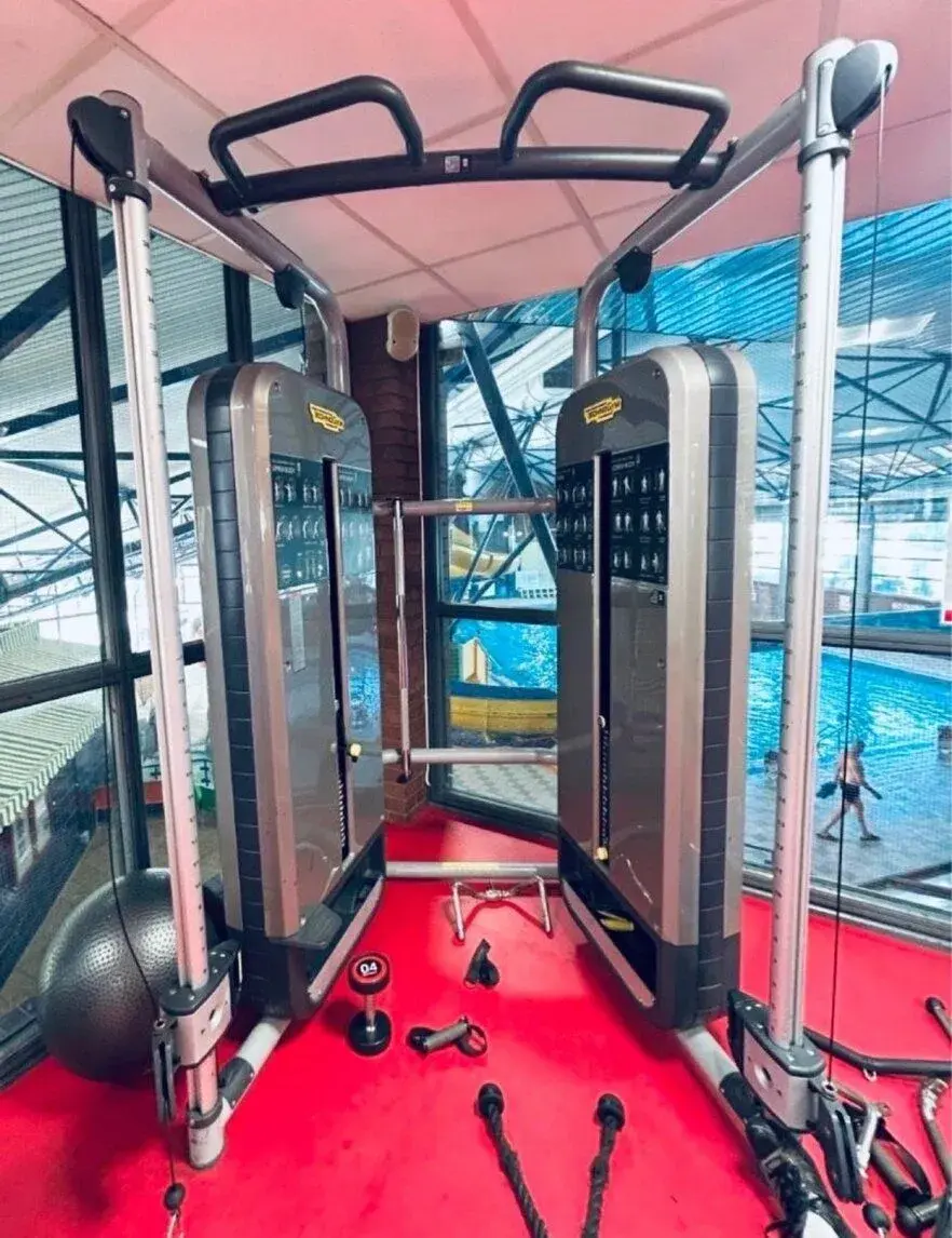 Rohové protisměrné polohovací kladky - Technogym - Element
