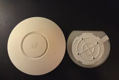 Ubiquiti UniFi AP AC Lite (UAP-AC-LITE)