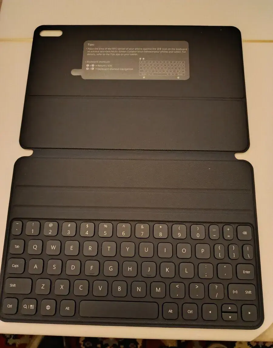 Magnet. pouzdro s klávesnicí pro tablet Huawei MatePad 11