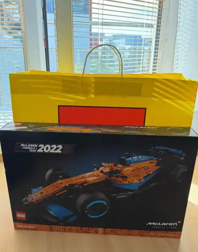 LEGO Technic McLaren Formula 1 42141 – nové, nerozbalené – 2
