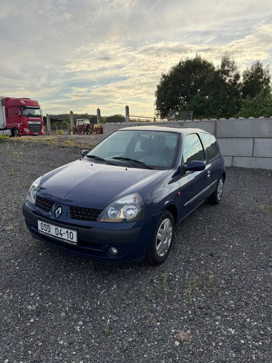 Renault CLIO – 120 000 km