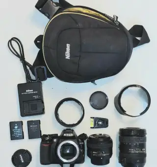 Nikon D3100 včetně příslušenství
