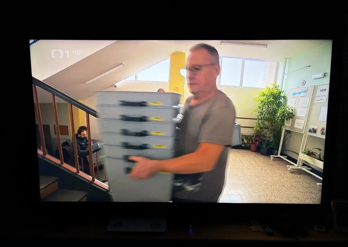 TV 65" LG 65UQ7000