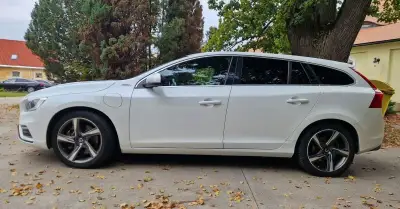 Volvo V60 – 2015, 100 km