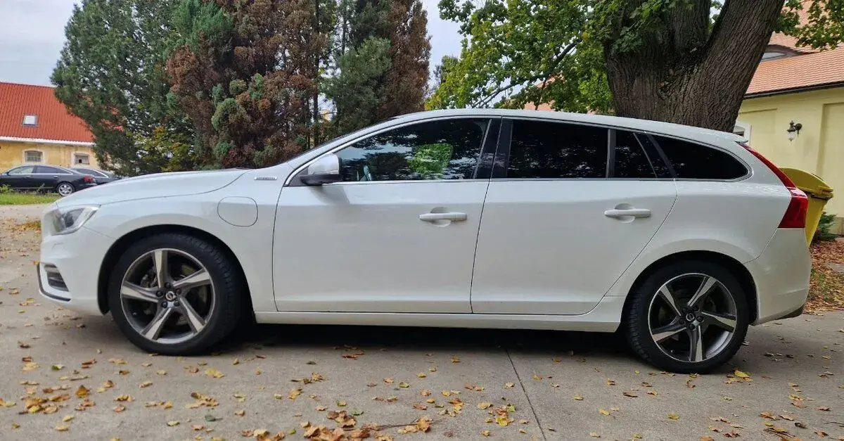 Volvo V60 – 2015, 100 km