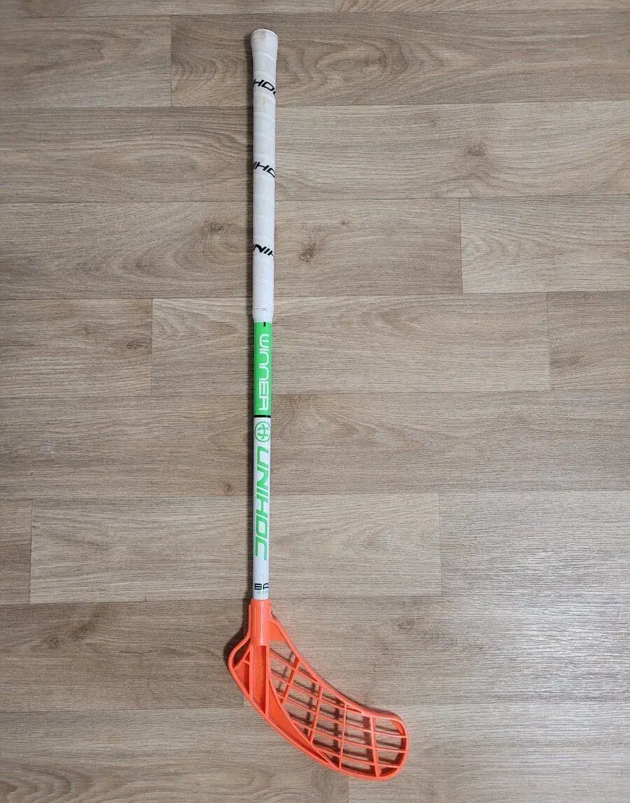 Florbalová hokejka juniorská levá. UNIHOC 80