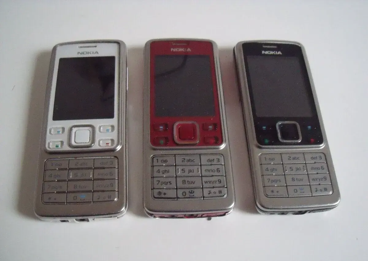NOKIA 6300 TOP-stav, 3 barvy