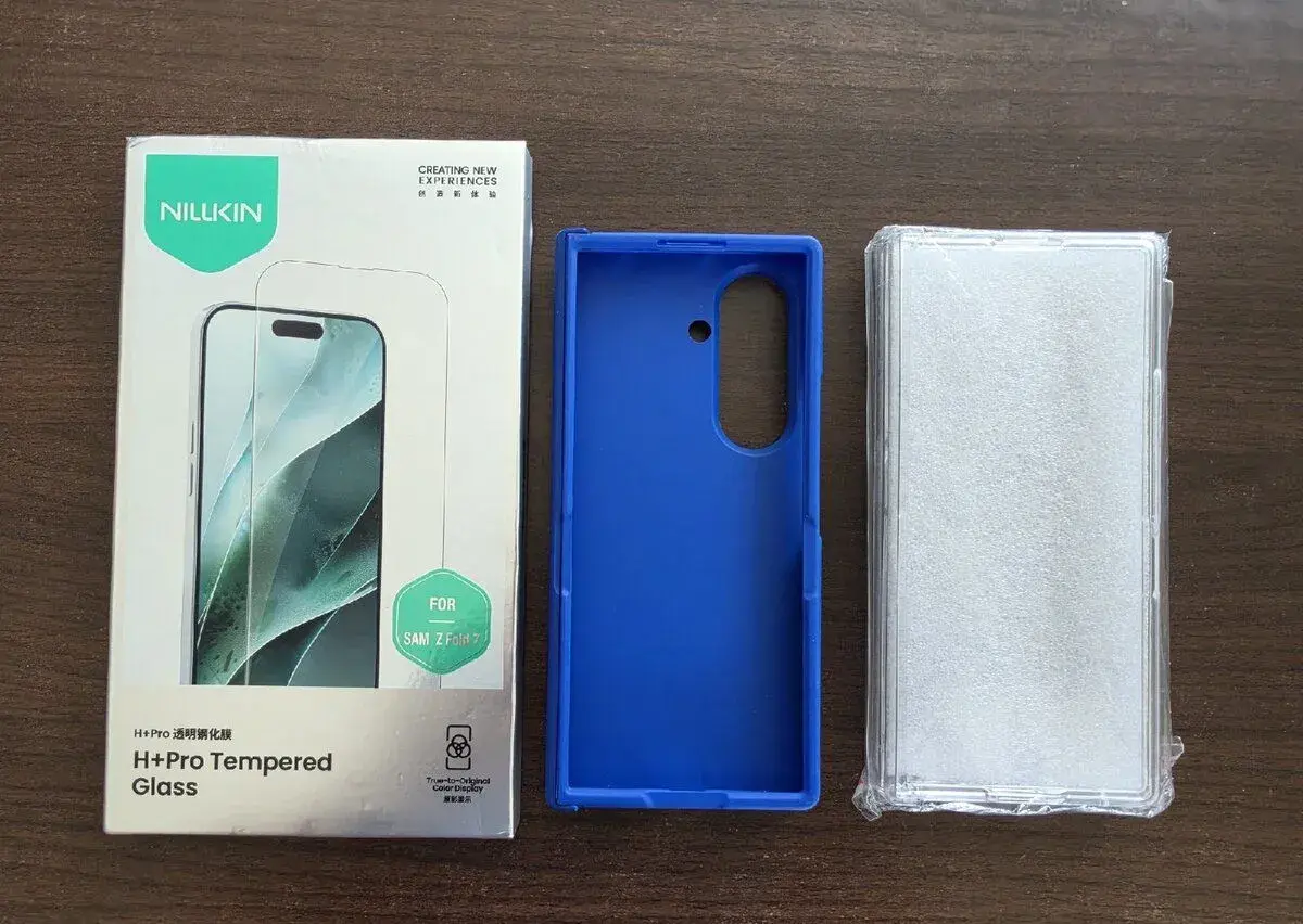 Kryty a sklo na Samsung Galaxy Z Fold 7