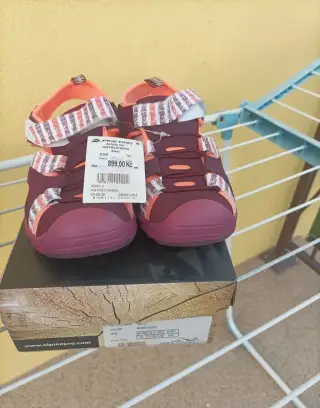 dívčí trekingové letní boty