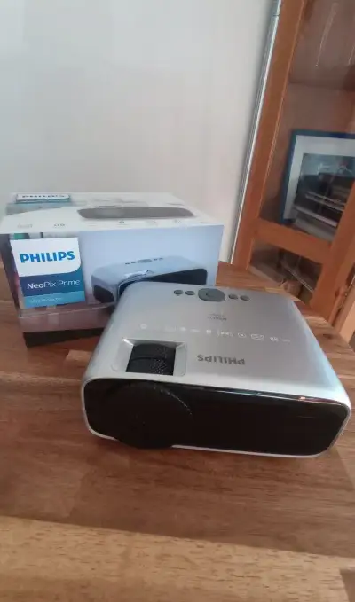 Projektor Philips NeoPix Prime NPX540