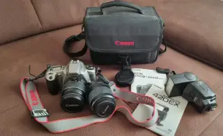 Canon EOS 3000N – 2 objektivy + Speedlite 420EX + brašna