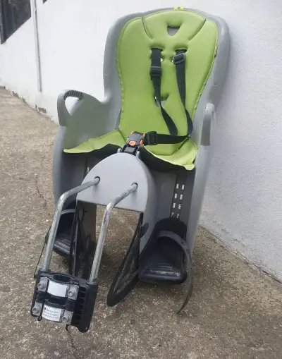 Dětská cyklosedačka Hamax na sedlovou trubku