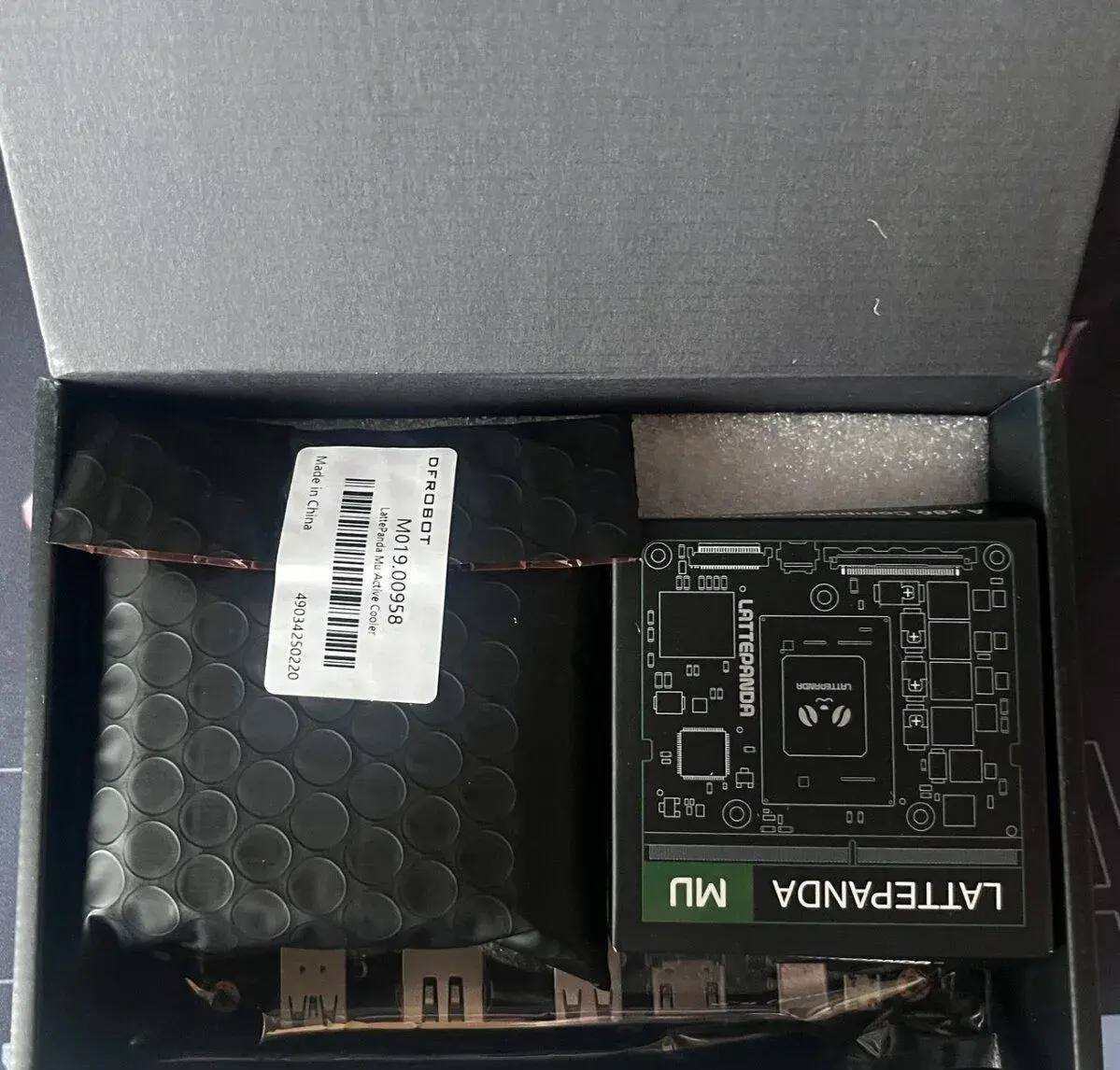 LattePanda MU 64GB EMMC 8GB RAM kit