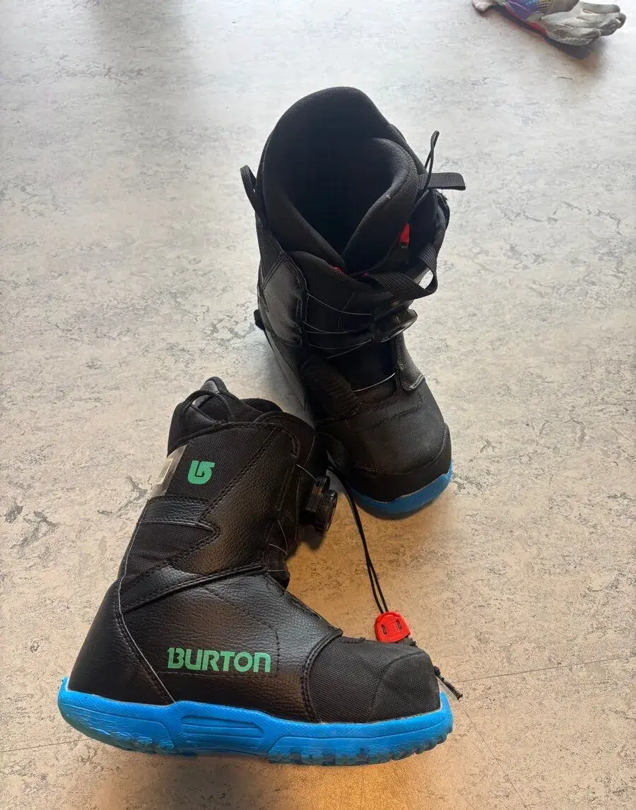 Boty na snowboard Burton 38