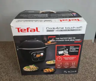 Multifunkční tlakový hrnec Tefal Cook4me Touch WiFi