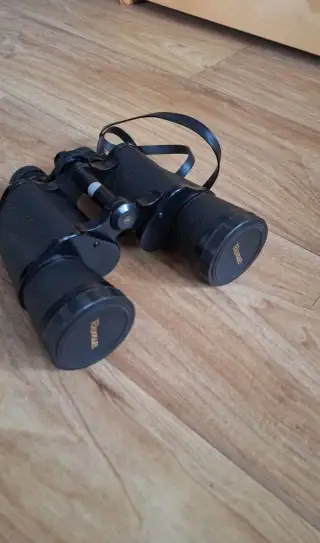 Dalekohled Revue 10 x 50