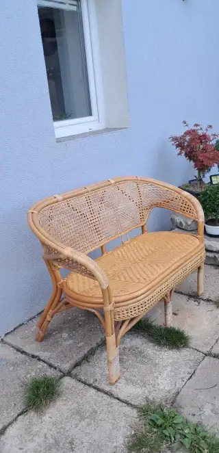 Ratanová lavice