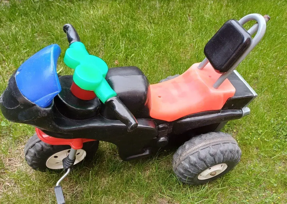 Dětské odrážedlo motorka